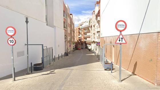 Consiguen que una familia okupa abandone un piso en la ciudad