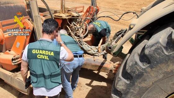 Investigados dos vecinos de Almendralejo por cambiar el número de bastidor a dos tractores para pasar la ITV