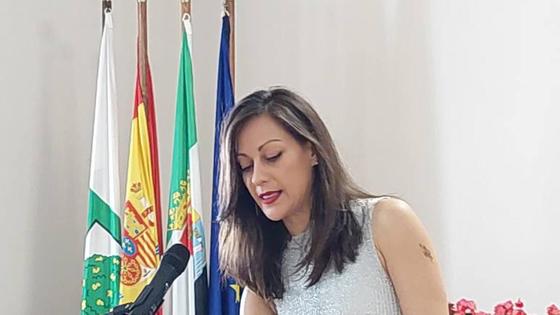 Gemma Martínez, de VOX, deja su acta de concejal