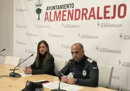 Juliana Megías, concejala de Seguridad, y Manuel Mesías, jefe de la Policía Local