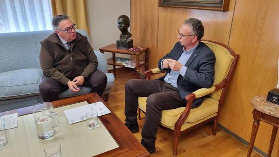 El alcalde repasa con Quintana los proyectos del Gobierno central que continúan paralizados
