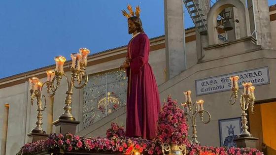 El Cautivo y la Esperanza llenan de fervor el barrio de San José