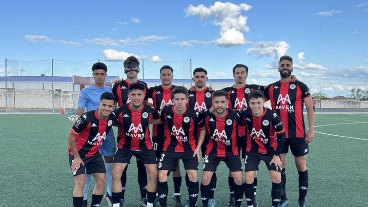 El CD Extremadura pone un pie en Tercera RFEF