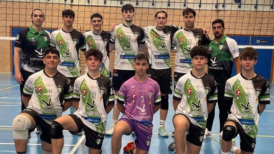El CV Almendralejo, 13º en el Nacional