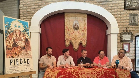 El traslado de la Patrona en procesión cumple 75 años