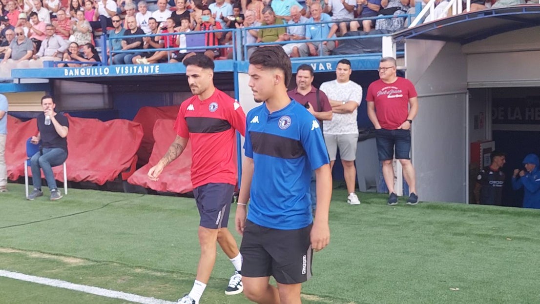 Nueva oportunidad en azul y grana