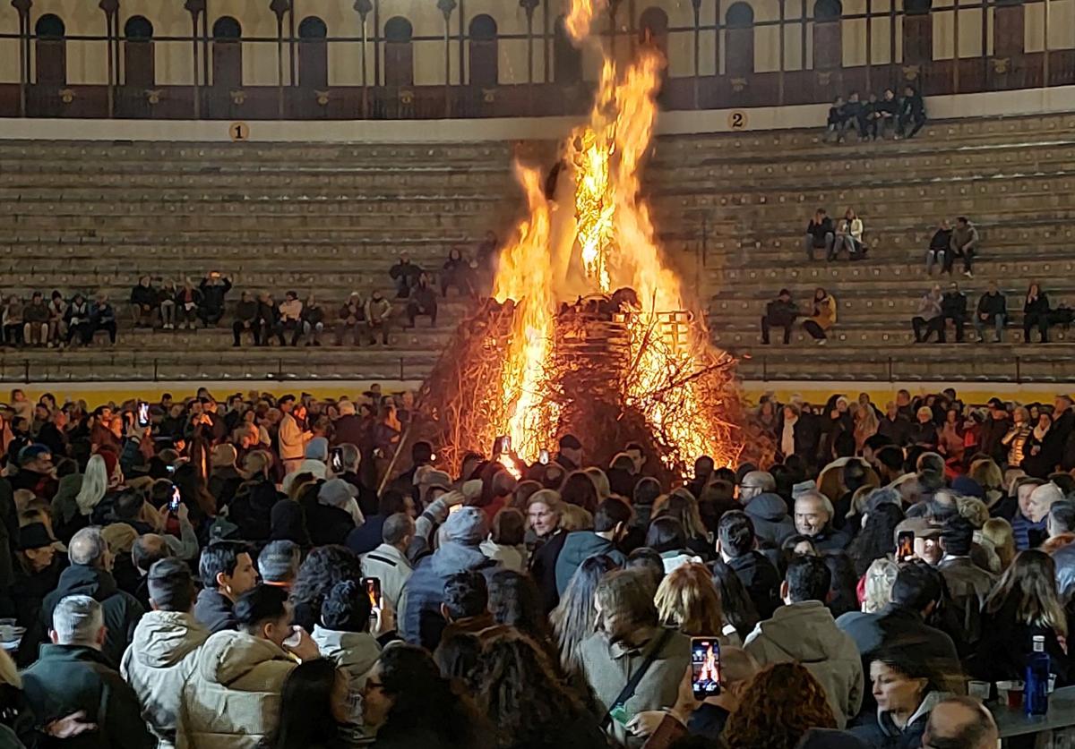 Las Candelas continuarán iluminando el cielo de la ciudad cada uno de febrero