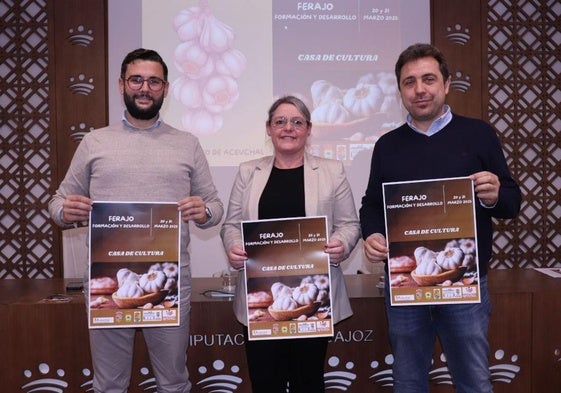 Gordón y Candaliga junto a la teniente de alcalde María del Carmen Merchán