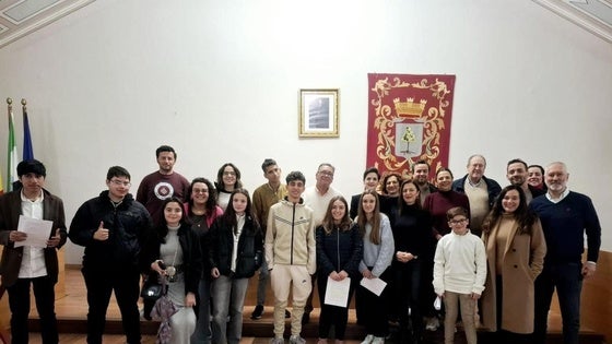 Los jóvenes trasladan su modelo de ciudad a los políticos locales