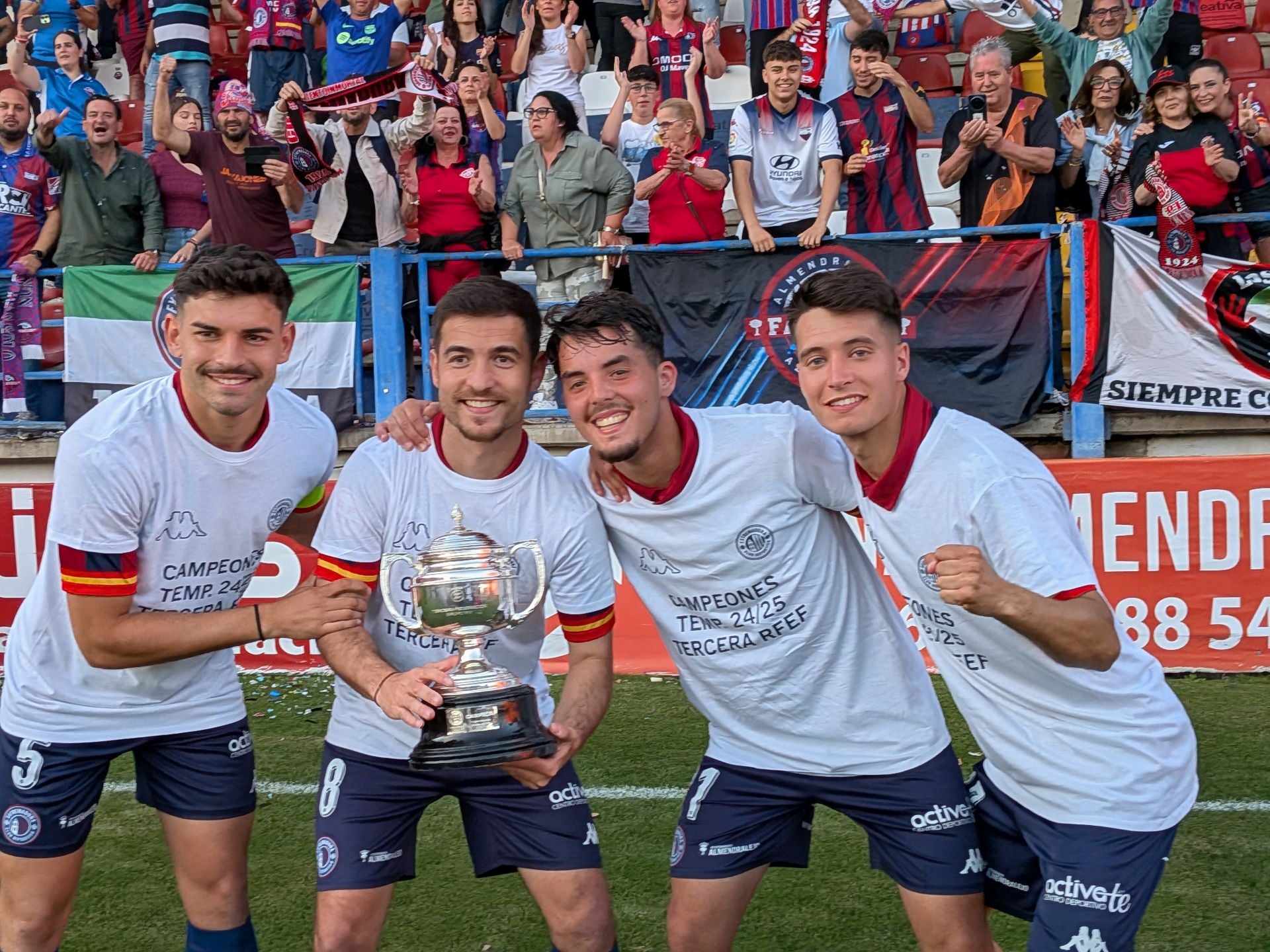 El CD Extremadura asciende a Segunda RFEF