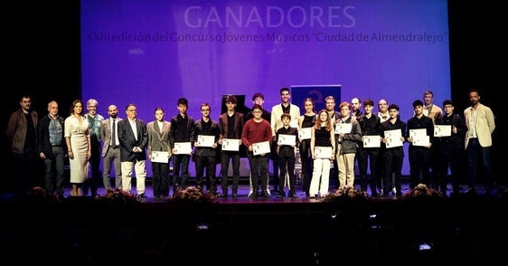 Foto de familia de los ganadores de la edición de este año