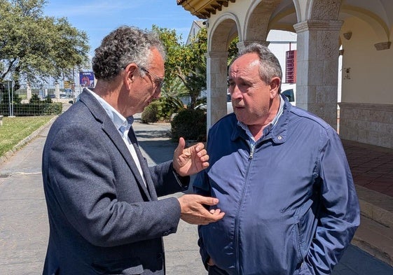 José Luis Quintana y Diego Nieto durante la visita a Bodegas Romale
