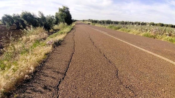 Piden de nuevo la mejora de la B-012 que une la ciudad con Arroyo de San Serván