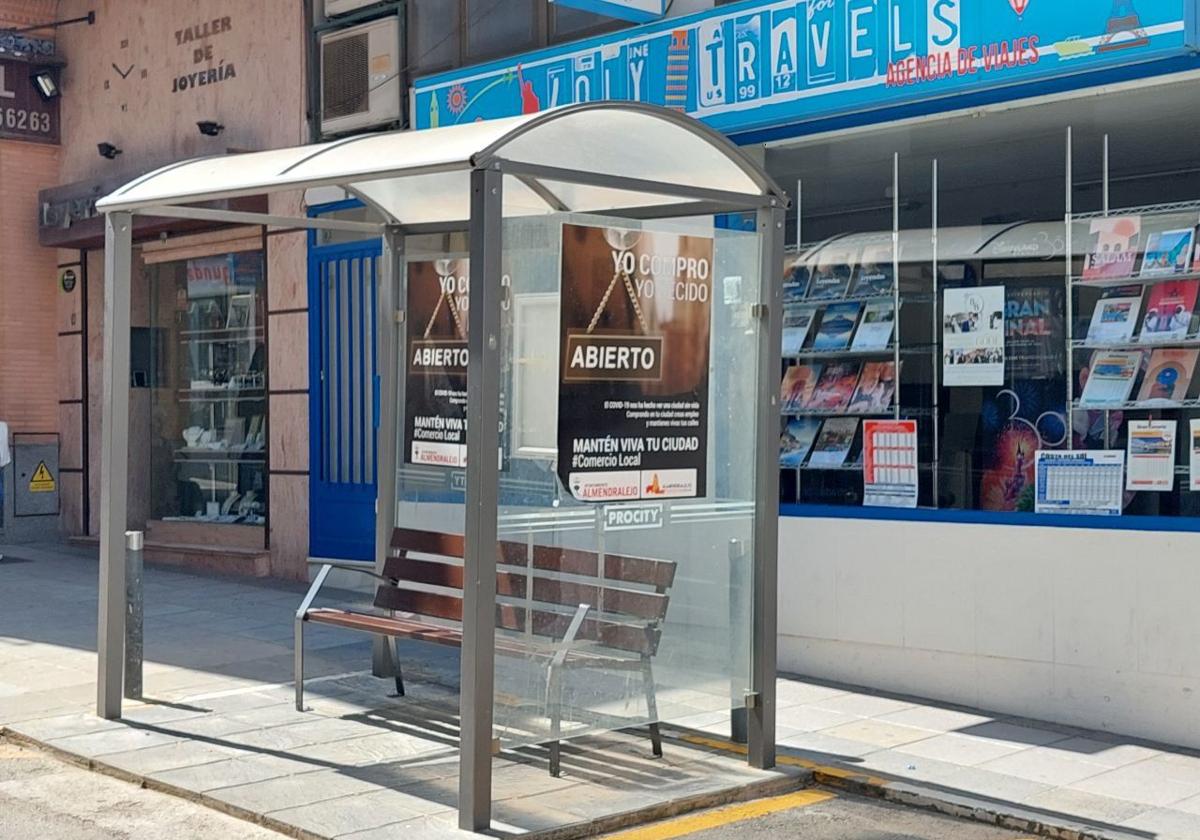 Detalle de una de las paradas situada en el inicio de la calle San José