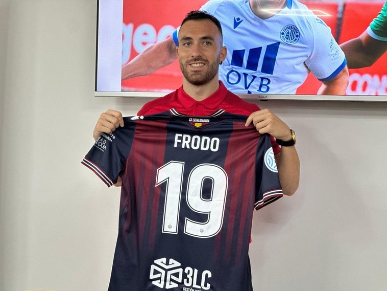 Frodo acepta el reto de ser el goleador azulgrana