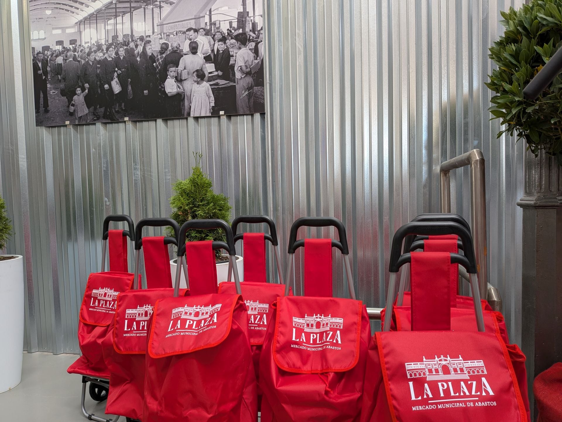 &#039;La Plaza&#039;, de nuevo en marcha
