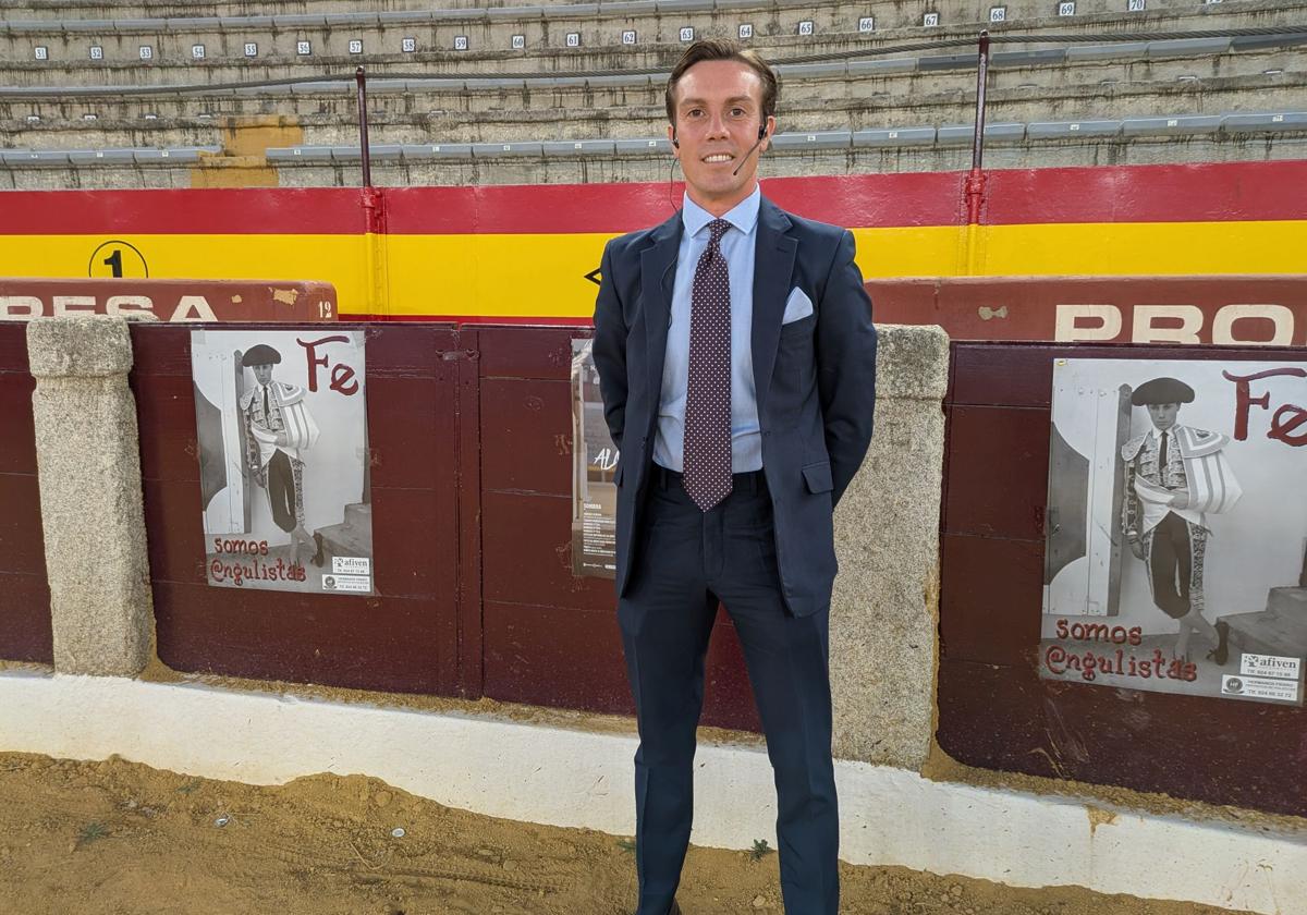 El diestro de Llerena durante la presentación de su festejo hace unos días en el coso de la Piedad