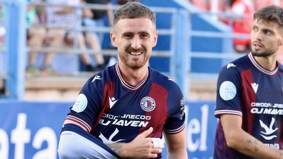 El CD Extremadura a defender el liderato y prolongar el pleno
