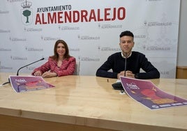 La concejala Isabel Ballesteros acompañaba a Ricardo Hurtado en la presentación.