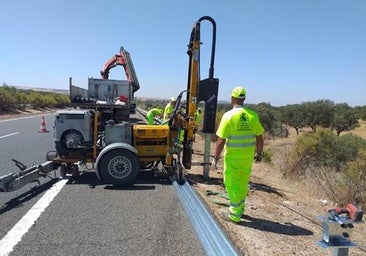 Trabajos en una carretera en una imagen de archivo