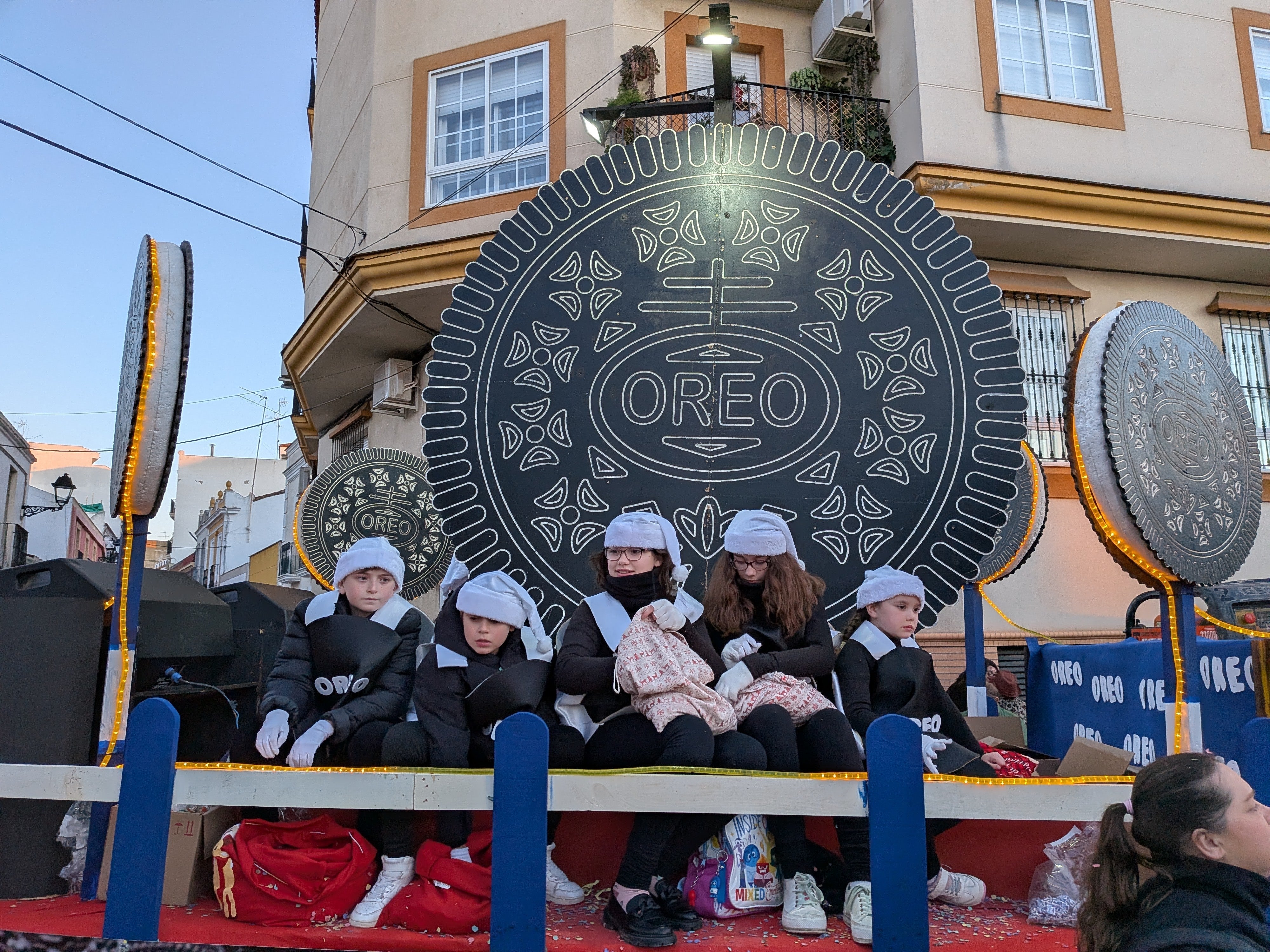 La cabalgata de Reyes de Almendralejo en imágenes
