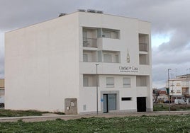 Uno de los edificios de apartamentos turísticos de reciente construcción