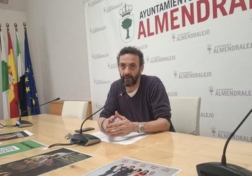 Domingo Cruz, concejal de Acción y Promoción Cultural, ha sido el encargado de la propuesta