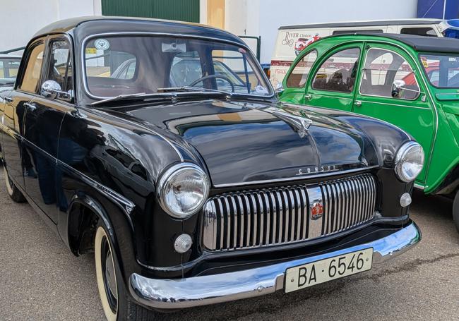 Ford Consul fabricado a partir del año 1951