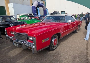 Este Cadillac Mack de los 70 concentró buena parte de las miradas durante la concentración
