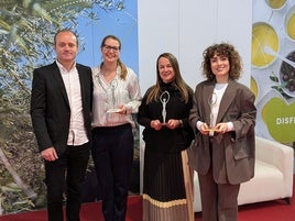 Los galardonados ayer con los premios que entrega la organización cada año