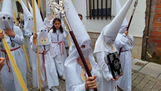 La Borriquita y La Burrita abren esta mañana los desfiles procesionales