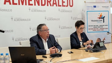 Ramírez Morán y del Puerto durante la presentación