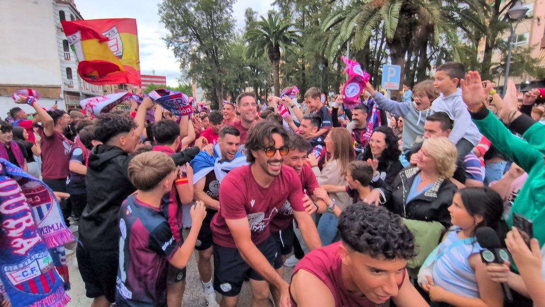 El ascenso del CD Extremadura, en imagenes