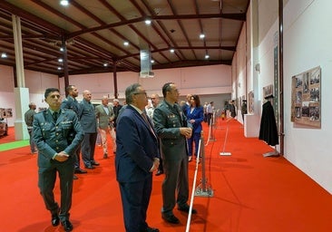Las autoridades han visitado la muestra durante esta primera jornada