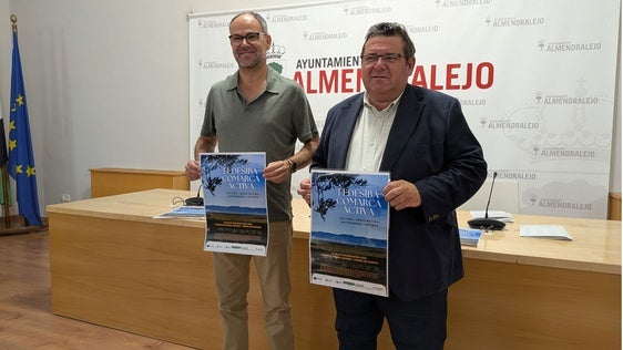 Antonio Flores y Manuel Antonio Díaz tras la presentación del proyecto