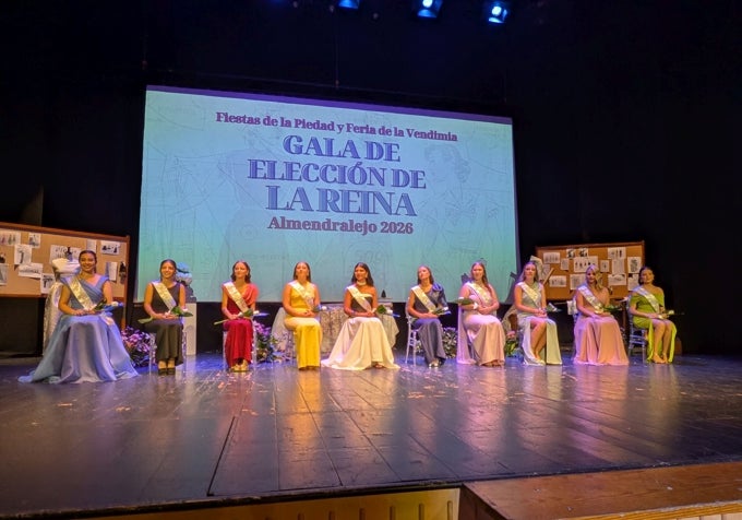 Las candidatas, minutos antes de conocer el fallo del jurado
