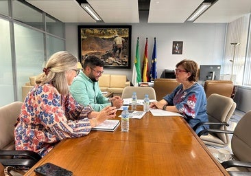 Un momento de la reunión mantenida en la sede de la consejería