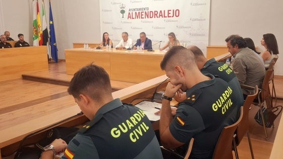 Momento de la reunión celebrada en el Ayuntamiento
