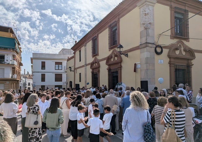 La comunidad educativa no ha querido perderse el momento
