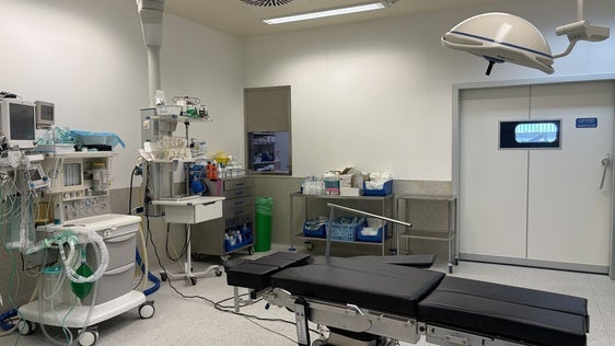Imagen del nuevo quirófano puesto en marcha en el Hospital Tierra de Barros