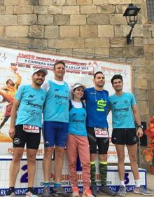 Imagen secundaria 2 - El Club de Atletismo estrena equipación