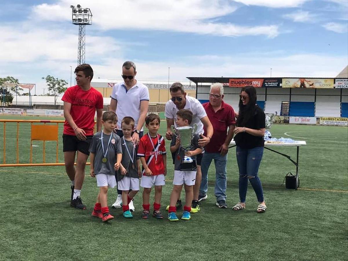 En el torneo participaron los clubes CP Cacereño, CD Nuevo Cáceres, CP Valencia de Alcántara, CP Malpartida, Atl. Veracruz y Arroyo CP.