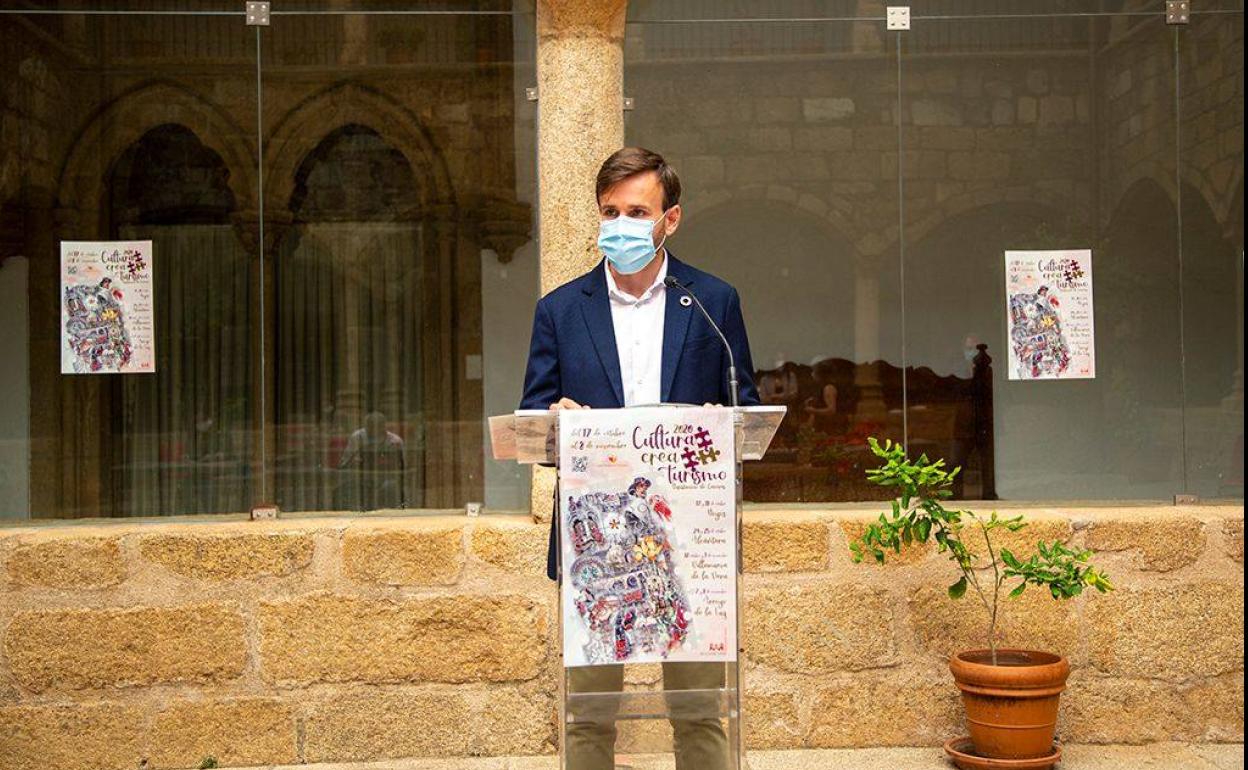 Cultura crea Turismo en los municipios de Hoyos, Alcántara, Villanueva de la Vera y Arroyo de la Luz