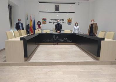 Imagen secundaria 1 - Las obras de mejora del abastecimiento y calidad del agua en Arroyo de la Luz finalizarán en diciembre