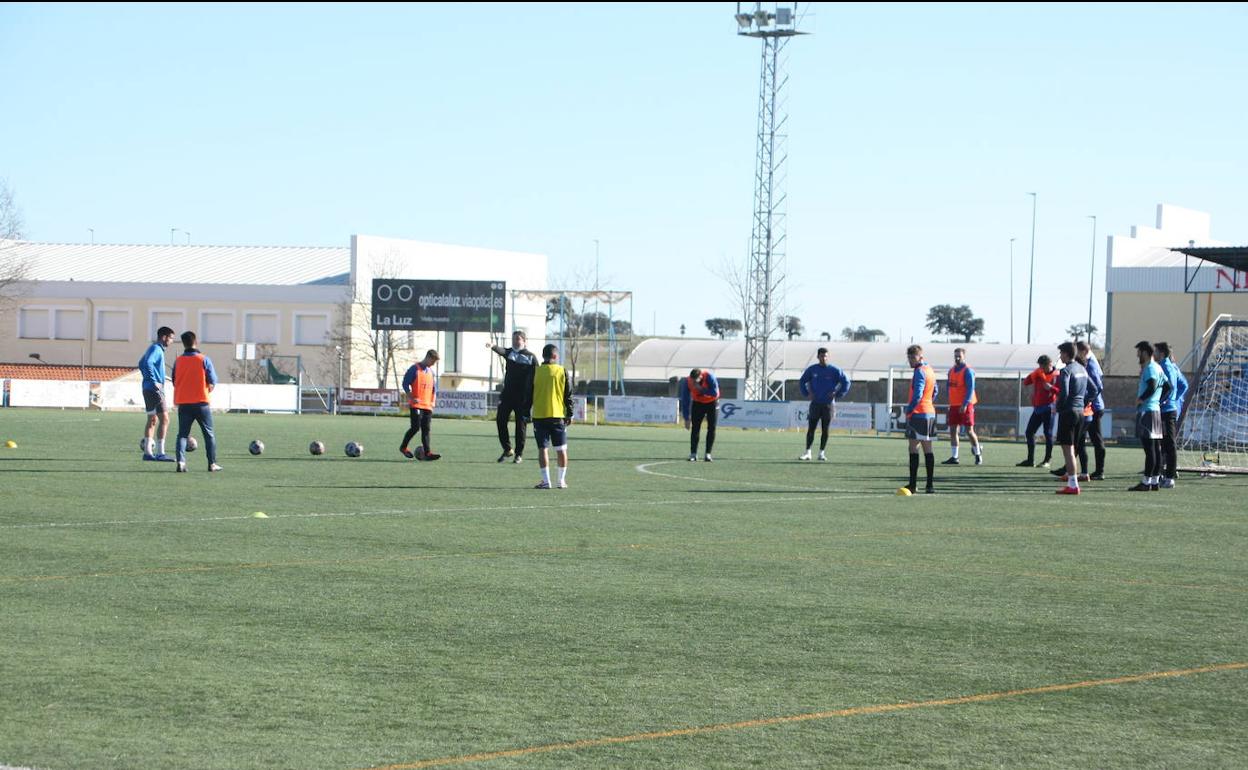 Entrenamiento del equipo arroyano el pasado 3 de enero.
