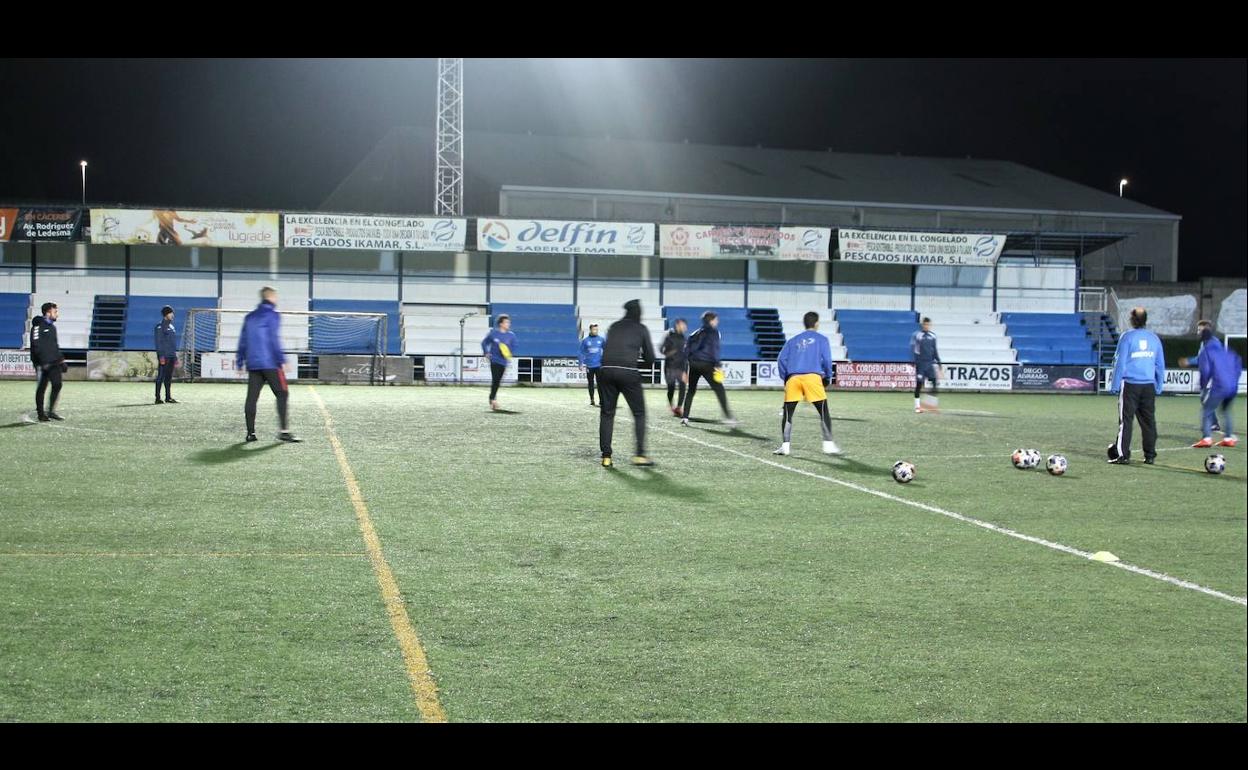 El Arroyo se desplaza a Miajadas recuperar el partido aplazado frente al Trujillo