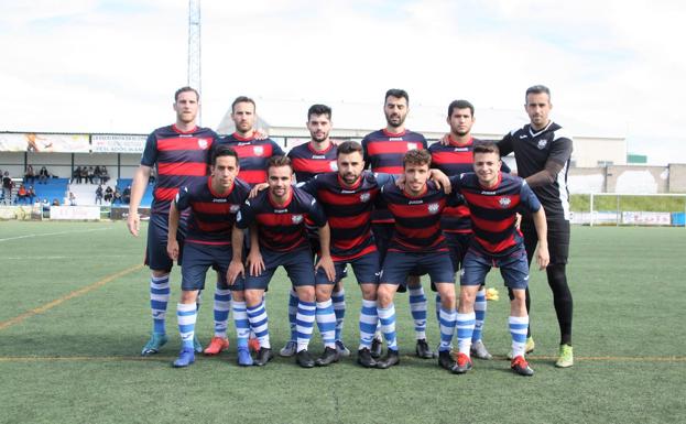 Imagen principal - El Plasencia se impuso en el Municipal de Arroyo de la Luz