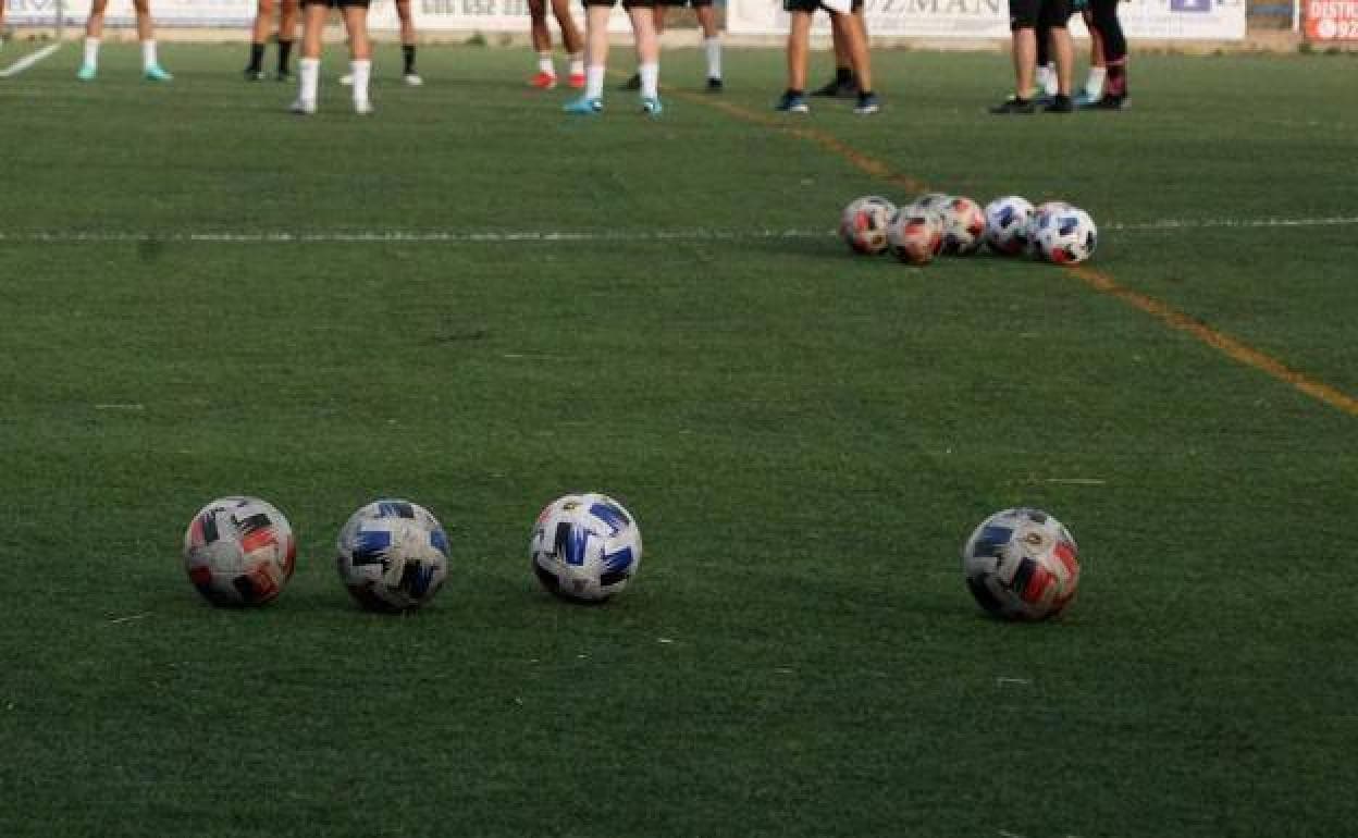 El Arroyo se enfrenta al Moralo en la jornada 14 de liga 