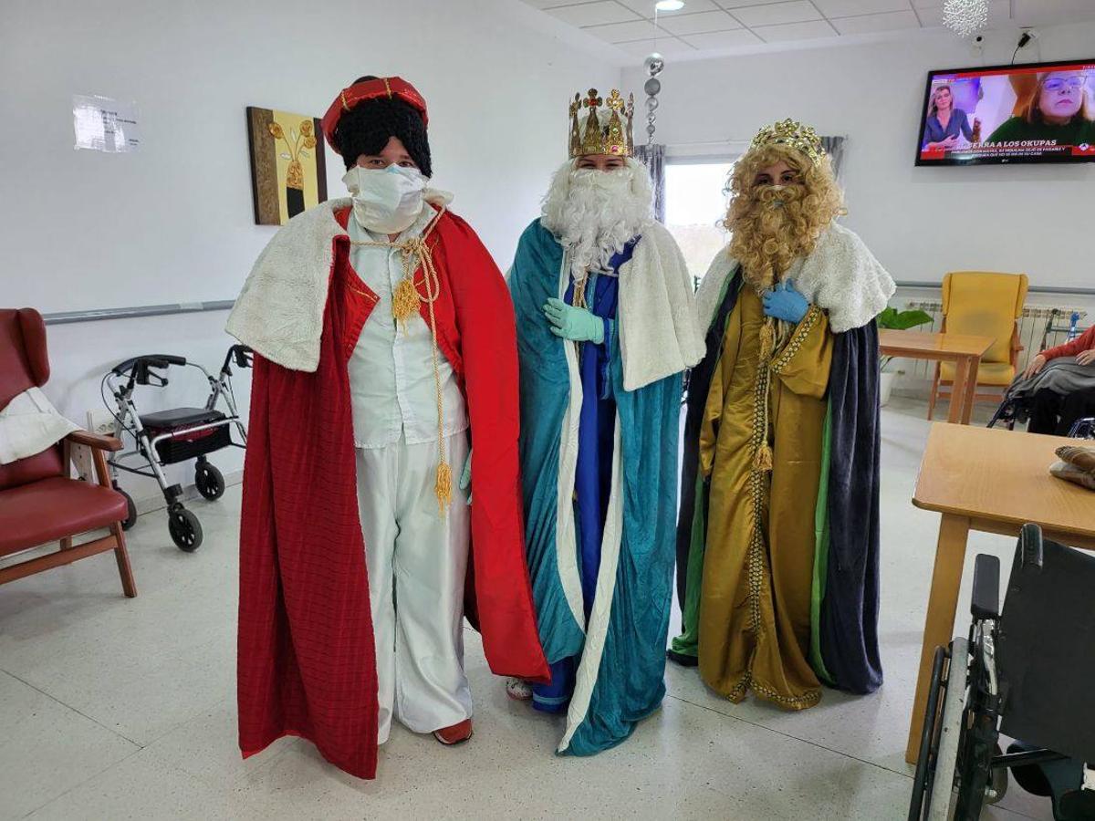Reyes Magos en la residencia.