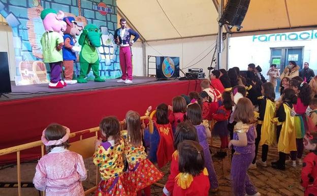 Imagen principal - Baile infantil.